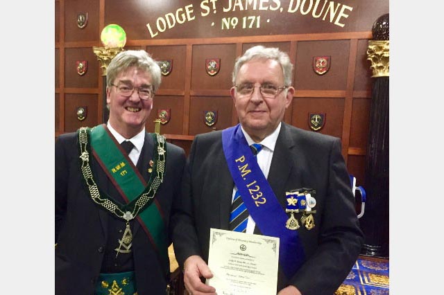 Ray Newton receiving Hon Membership of Lodge St James, Doune - Feb' 2019